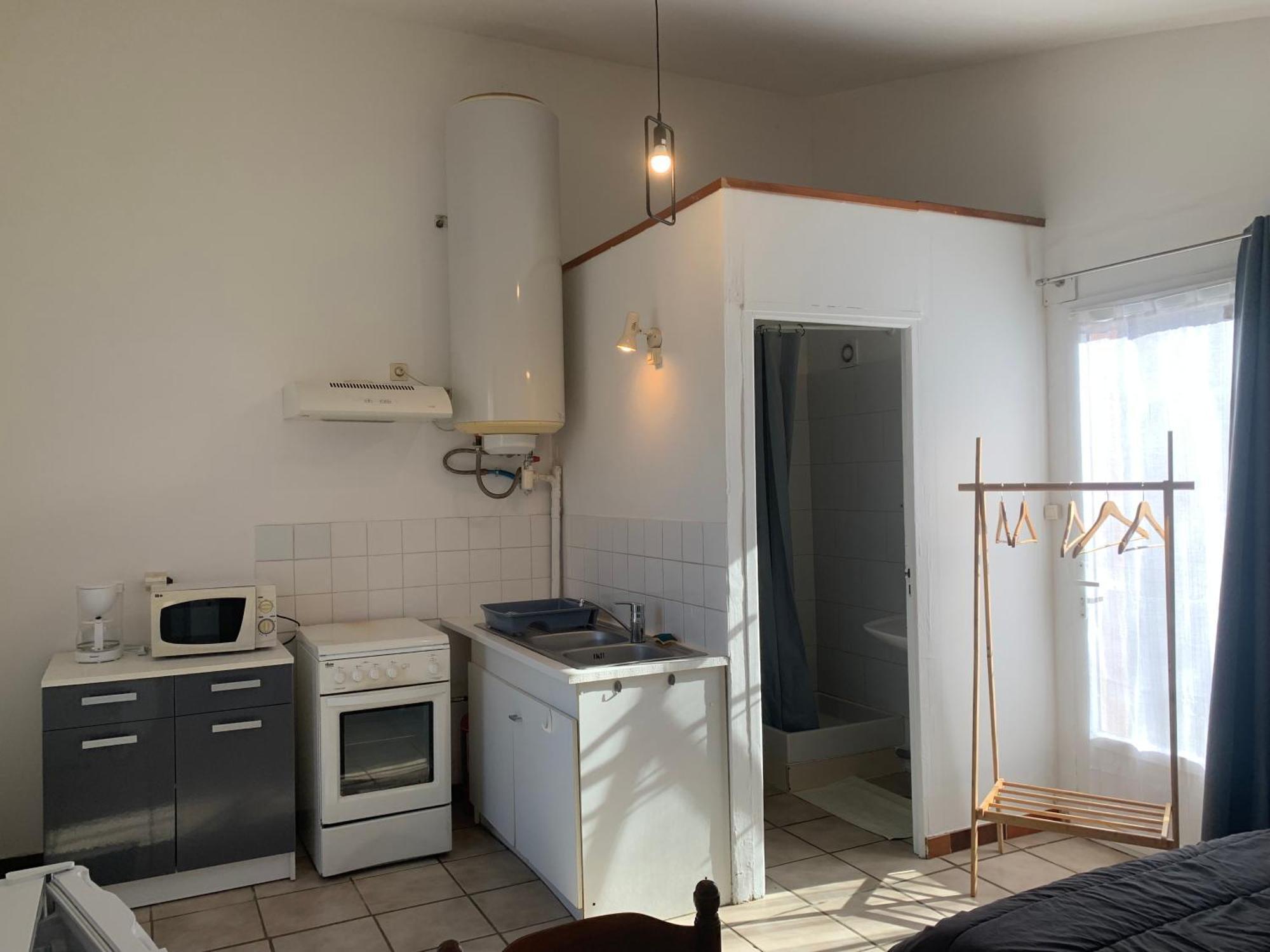 Casties-Labrande Camping Familial Paisible Avec Piscine, Mobil Home , Chalet, Studio & Emplacement Nue מראה חיצוני תמונה